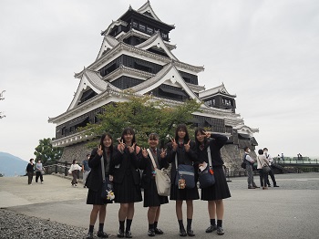 修学旅行女子 